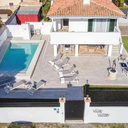 Varon Blue Villa